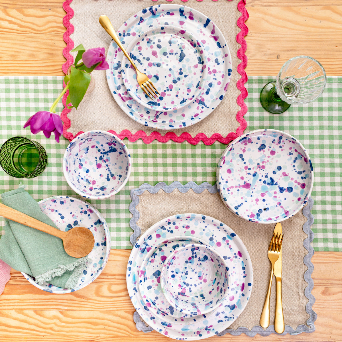 Ella Fletcher Designs Handmade Ceramic sweetpea dinner set